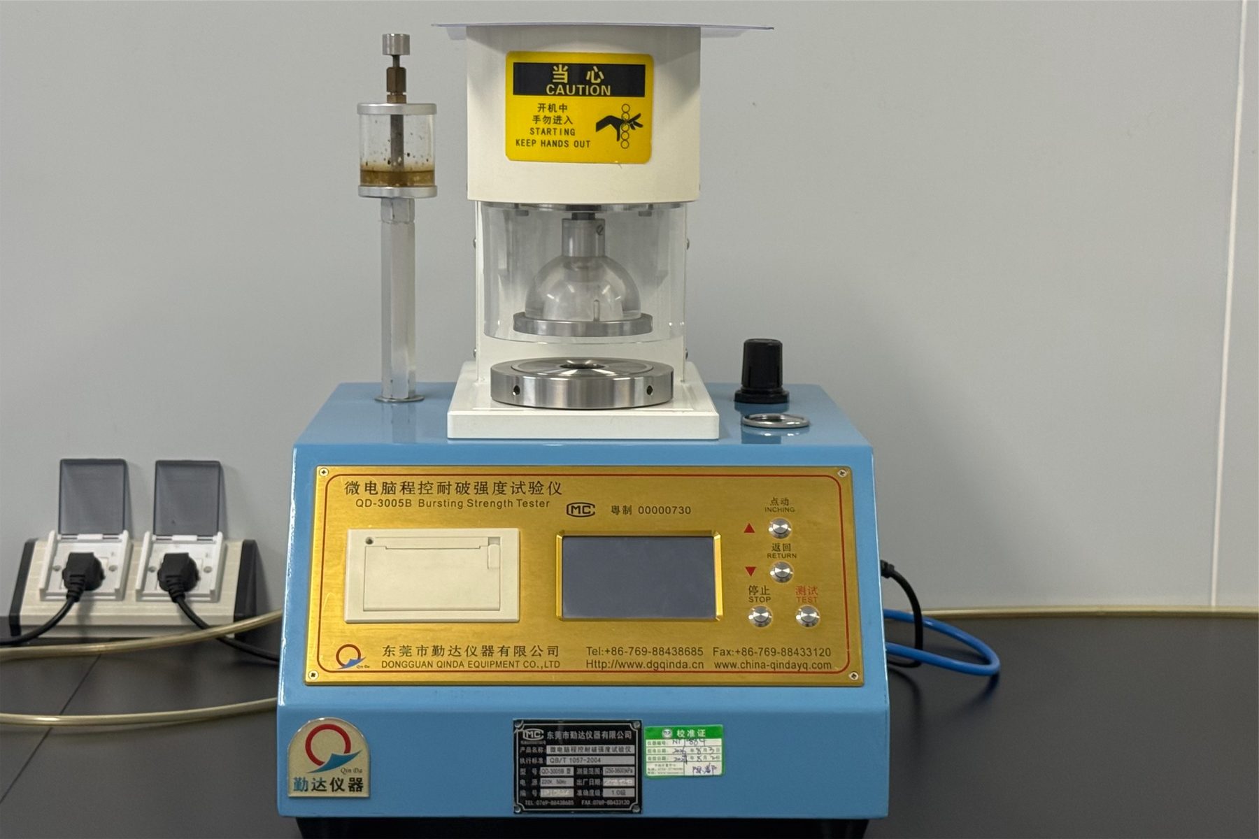 Bursting strength tester in the laboratory